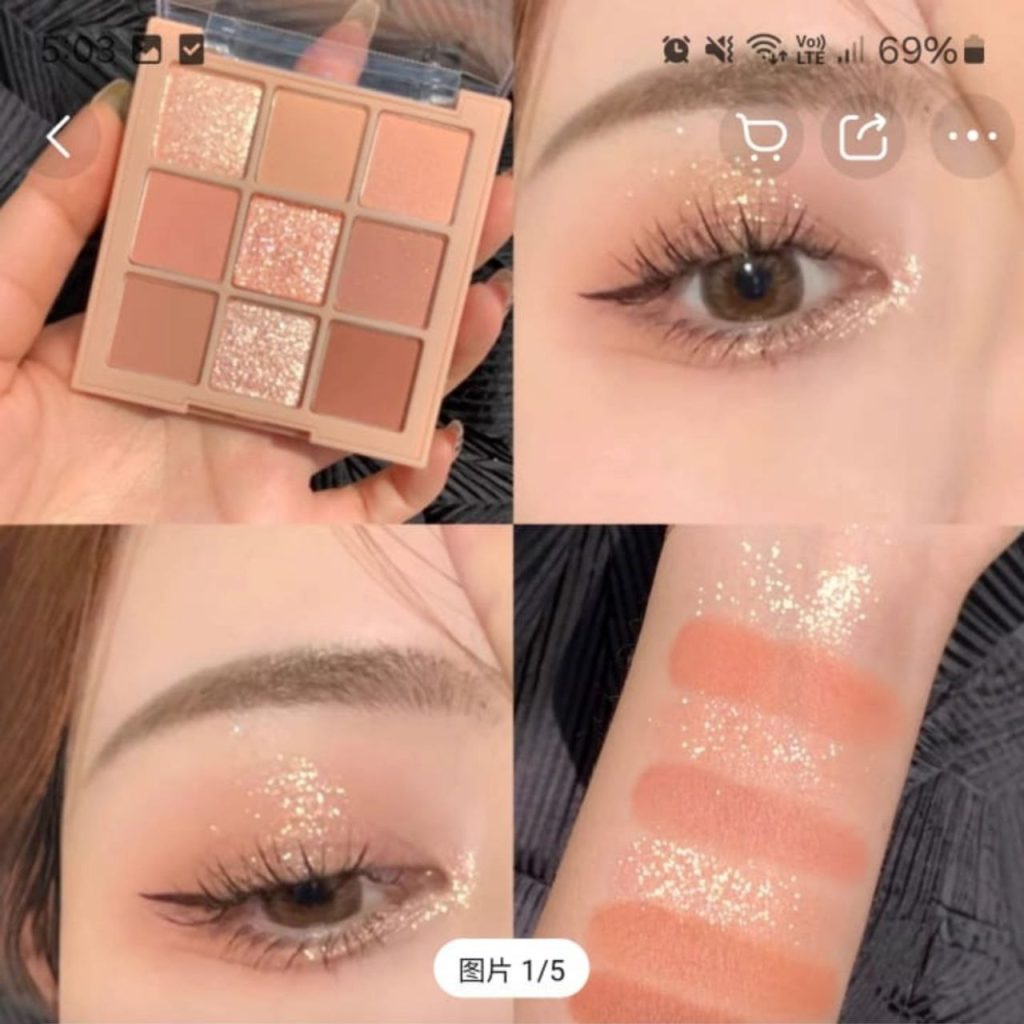 Палетка теней для век с кистью